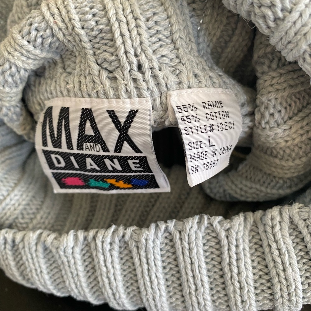 Vintage 1980’s Max and Diane blue and pink Cottagecore turtleneck sweater - Picture 7 of 7